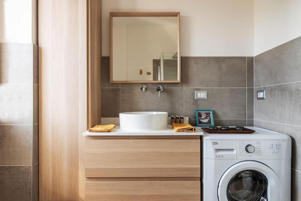 Apartament Schiavoni Flexyrent Wifi Mediolan Zewnętrze zdjęcie